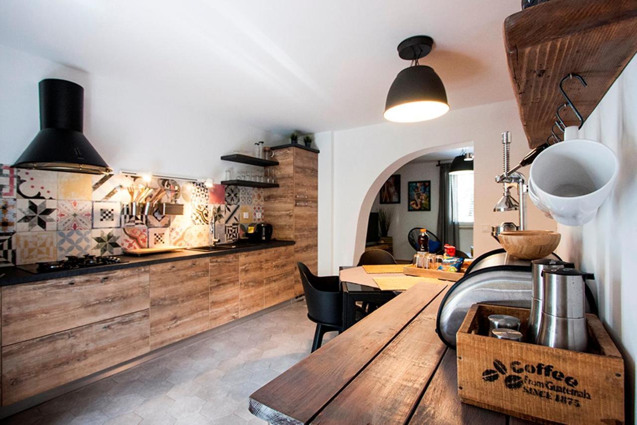 Casa Villa Carducci 罗维尼 外观 照片