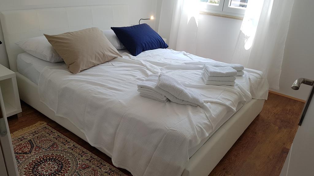 Casa Villa Carducci 罗维尼 外观 照片